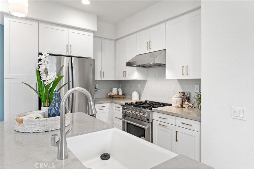 10553 Acorn Place Property Photo 11