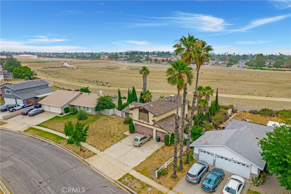 847 N Idyllwild Avenue Property Photo 3