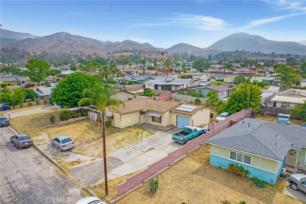 5509 Bonnie Street Property Photo 3