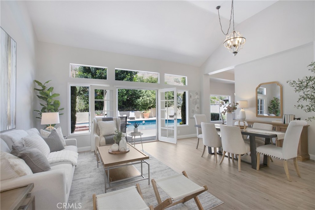 28505 Evening Breeze Drive Property Photo 8