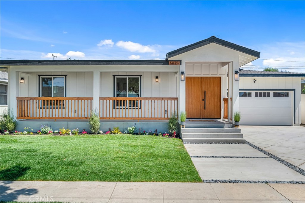 5621 E Carita Street Property Photo 1