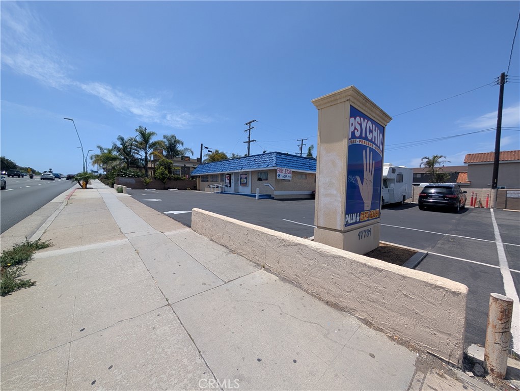 17781 Beach Boulevard Property Photo 2
