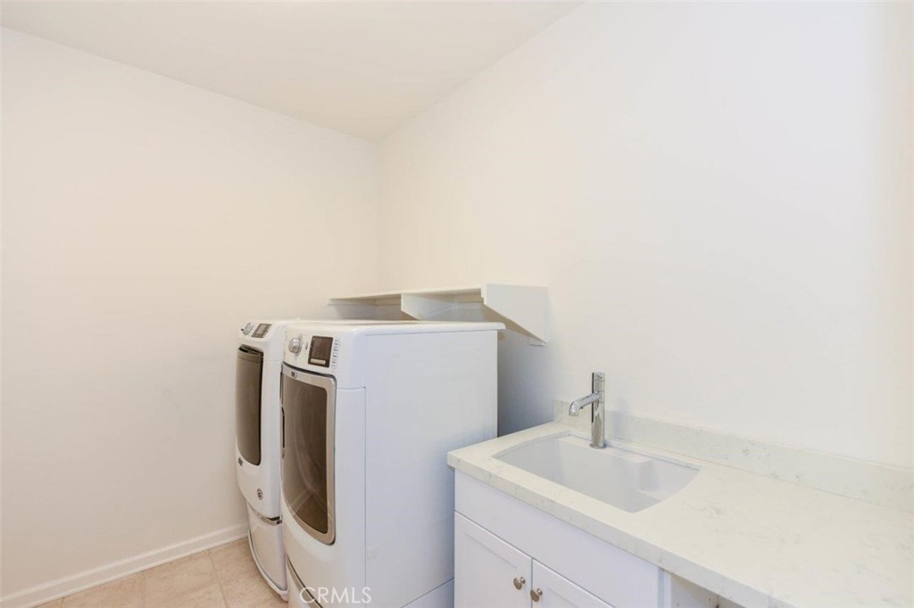 1012 El Paseo Property Photo 32