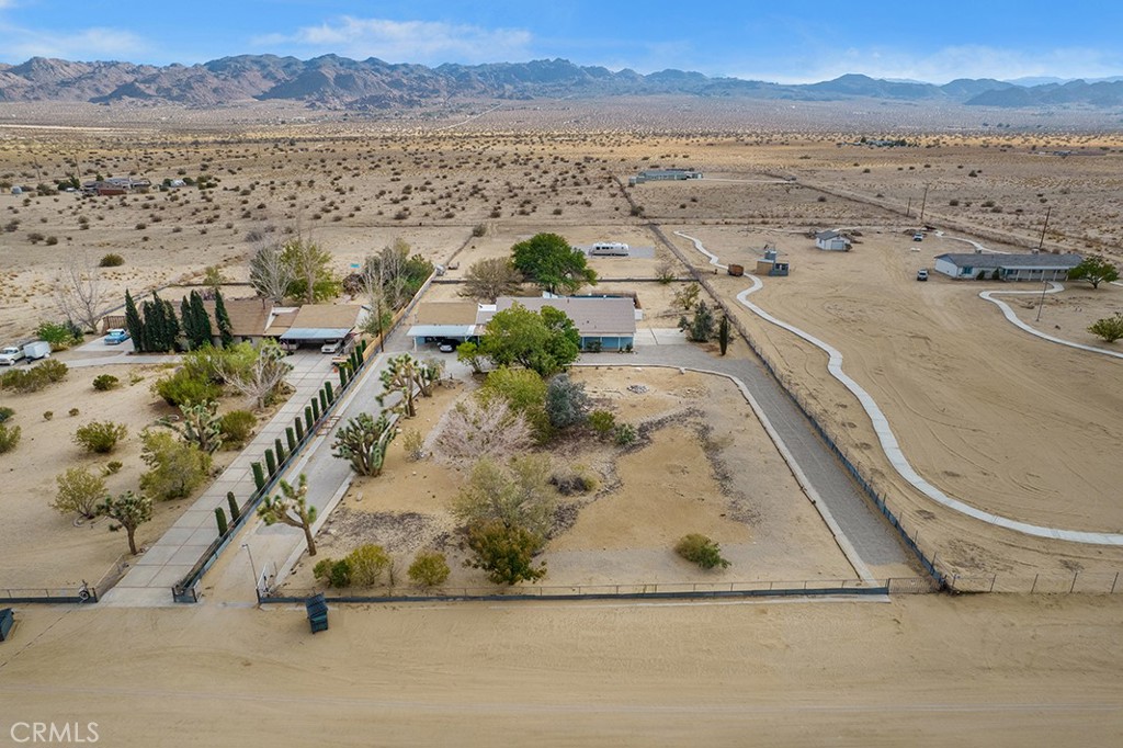 65585 4th Street S Property Photo 1