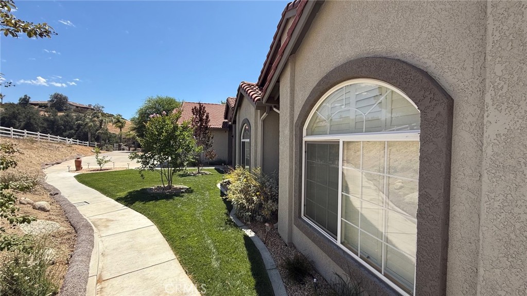 40107 Calle Breve Property Photo 5