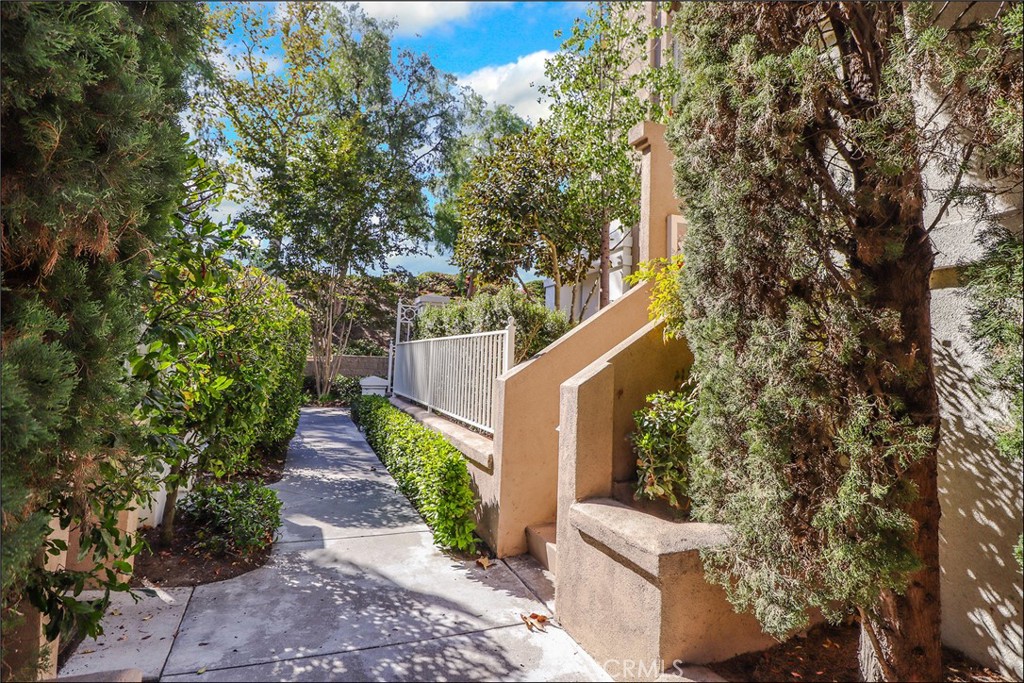 29 Florentine Property Photo 1