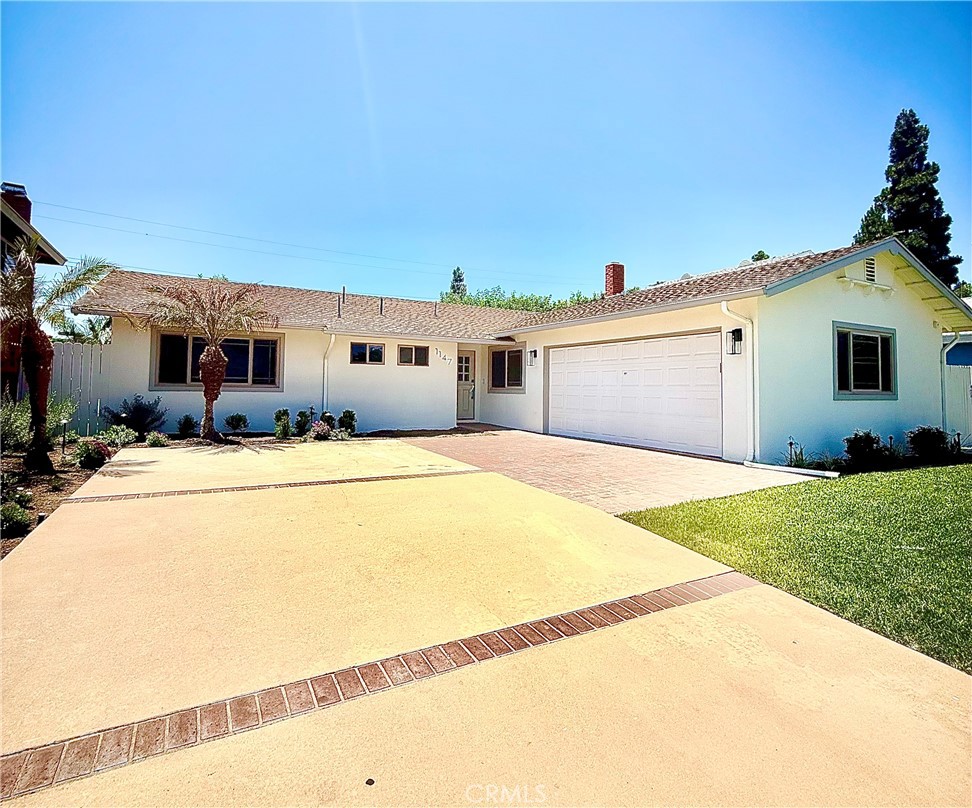 1147 Charleston Street Property Photo 1