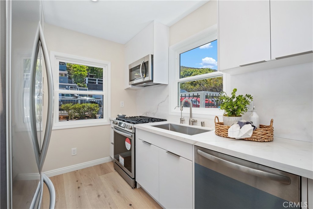 2961 Rounsevel Property Photo 11