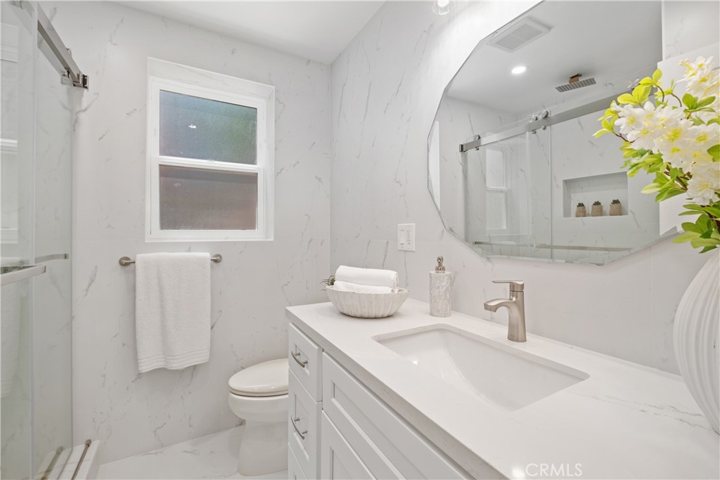 2961 Rounsevel Property Photo 23