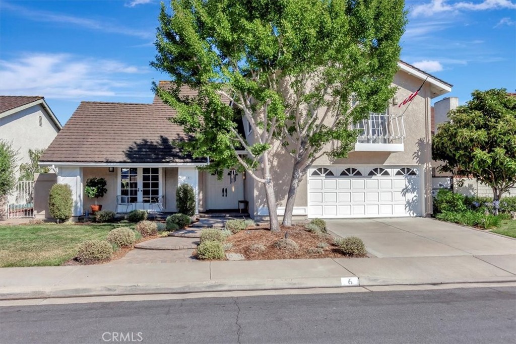 6 Deerwood E Property Photo 1