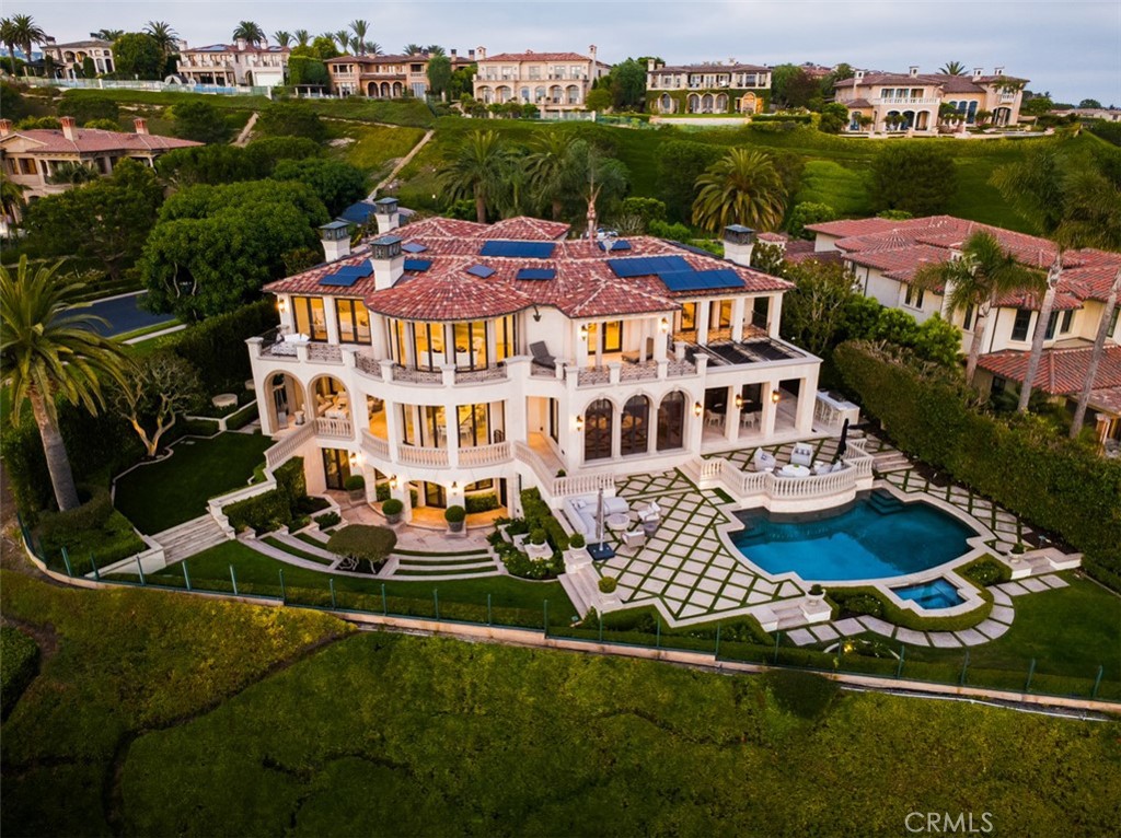 22 Pelican Crest Drive Property Photo 1