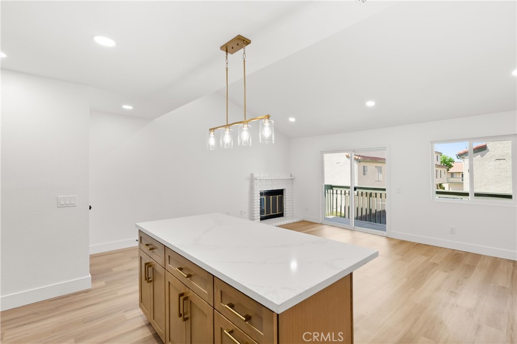 87 Tennessee Street C Property Photo 10