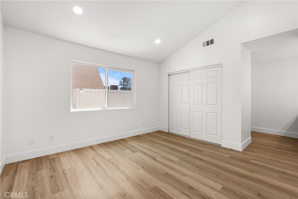 87 Tennessee Street C Property Photo 16