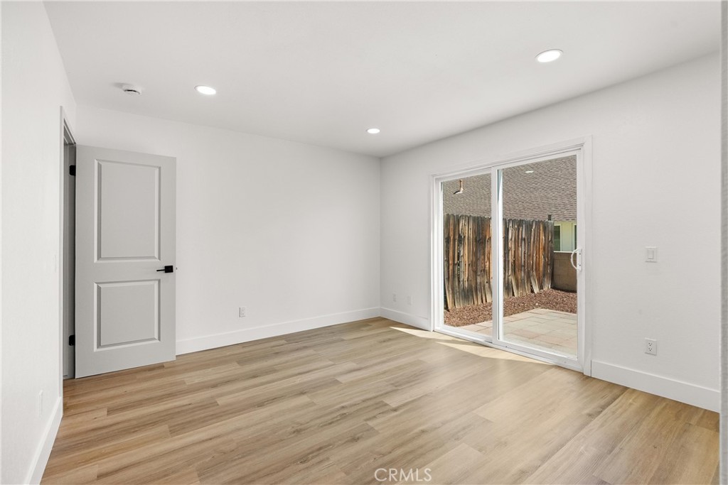 87 Tennessee Street C Property Photo 25