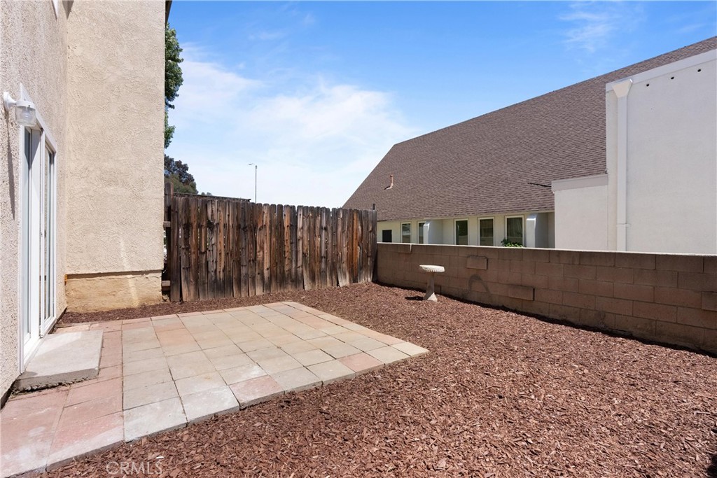 87 Tennessee Street C Property Photo 26