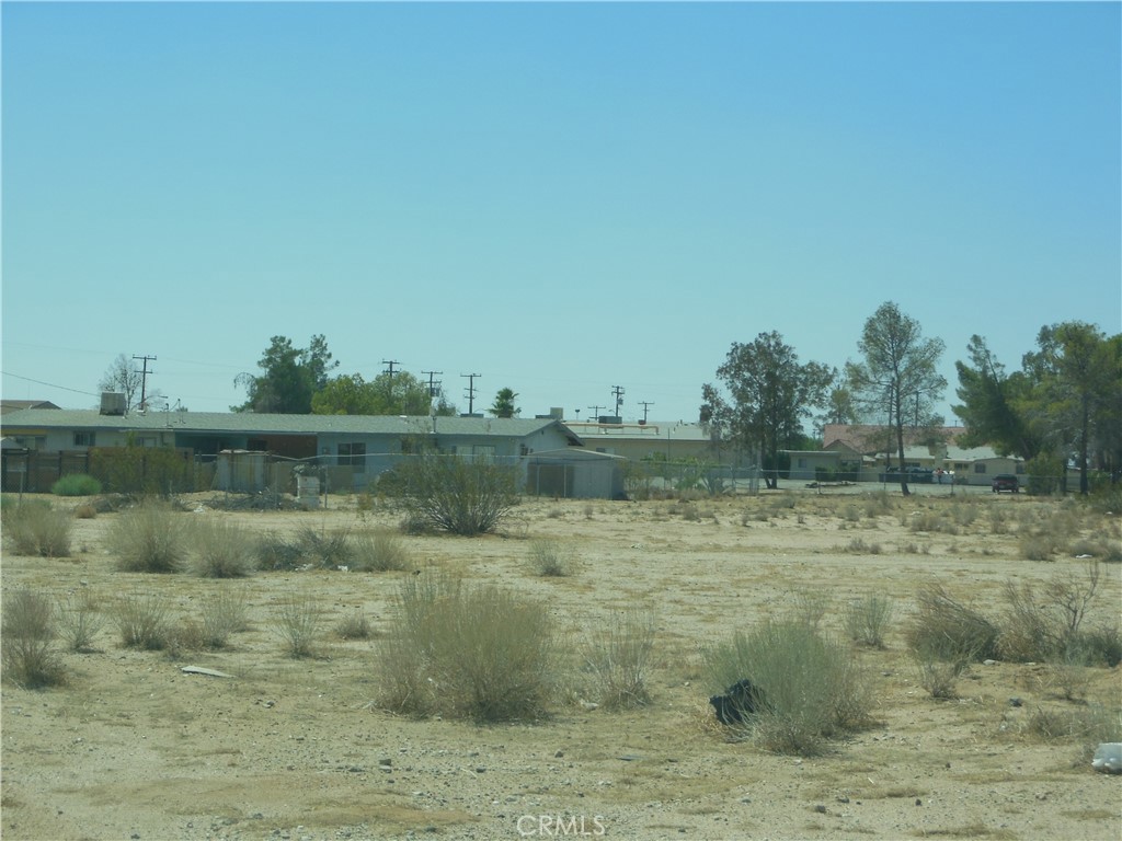 18222 Jonathan Street Property Photo 3
