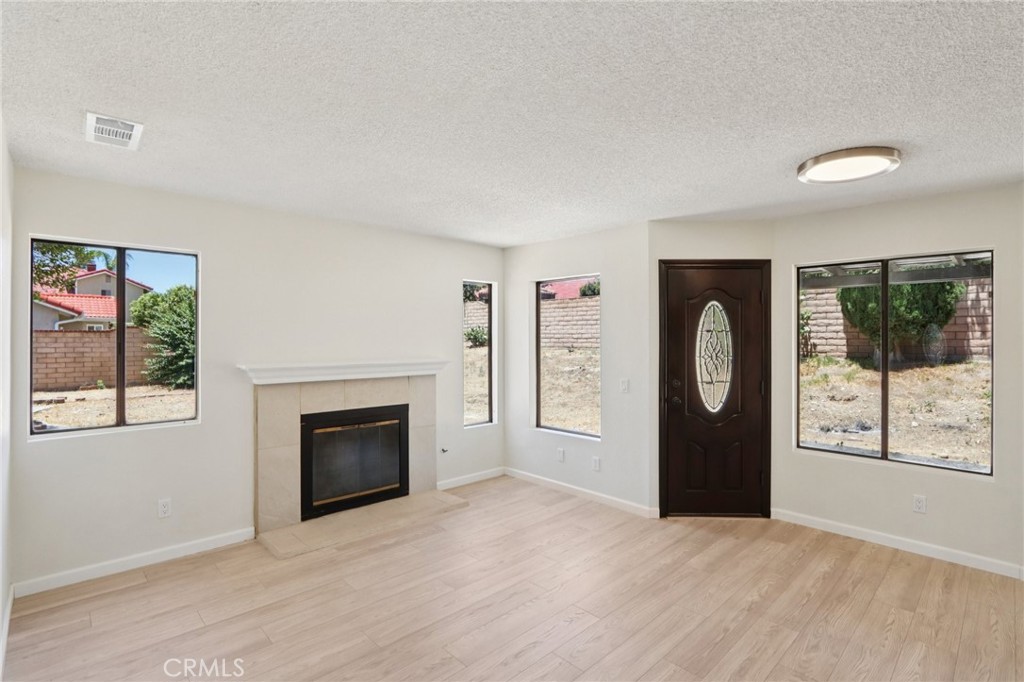 1122 W Galway Street Property Photo 13
