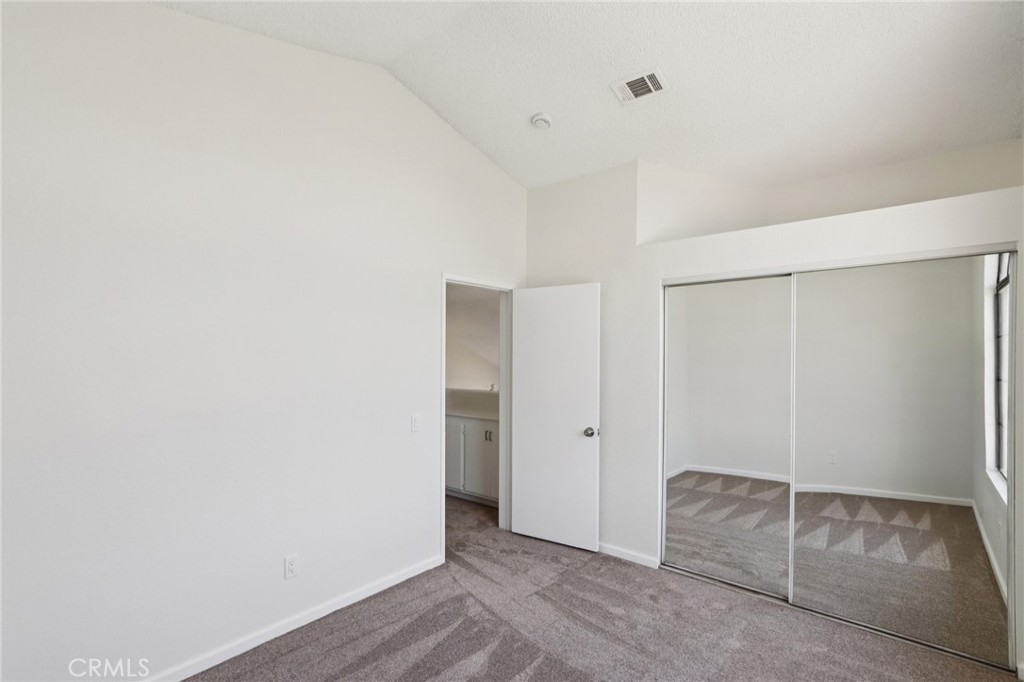 1122 W Galway Street Property Photo 27