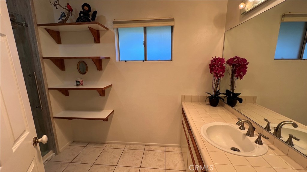 27112 Via Chiquero B Property Photo 15