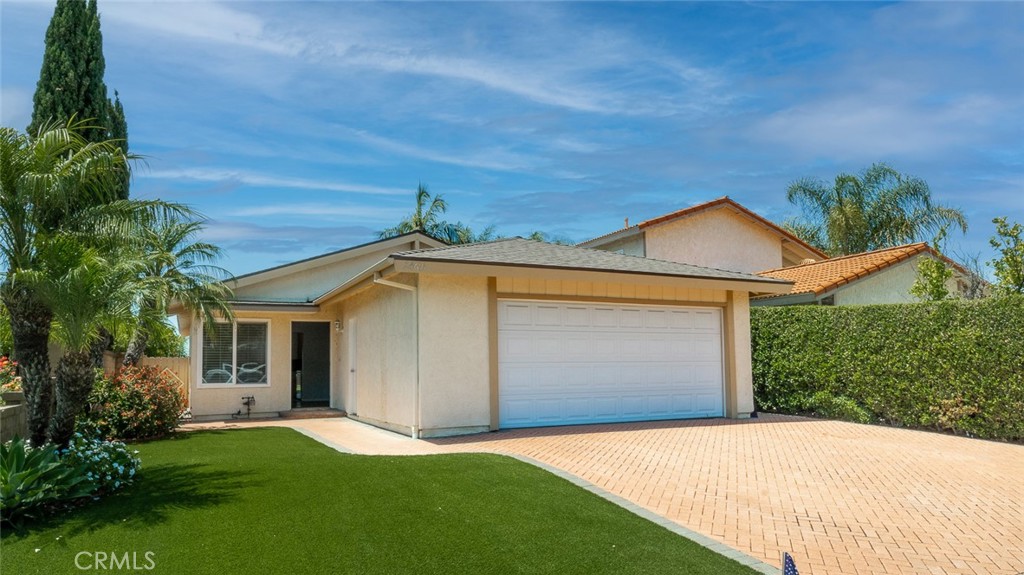 24691 Tarazona Property Photo 1