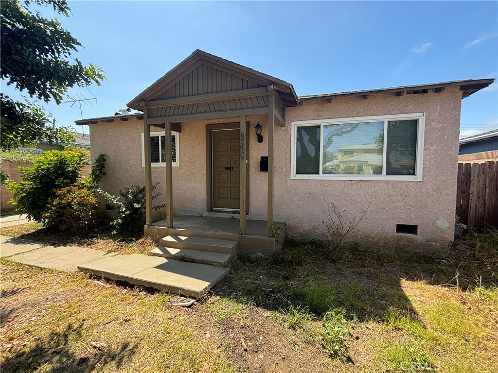810 E Silva Street