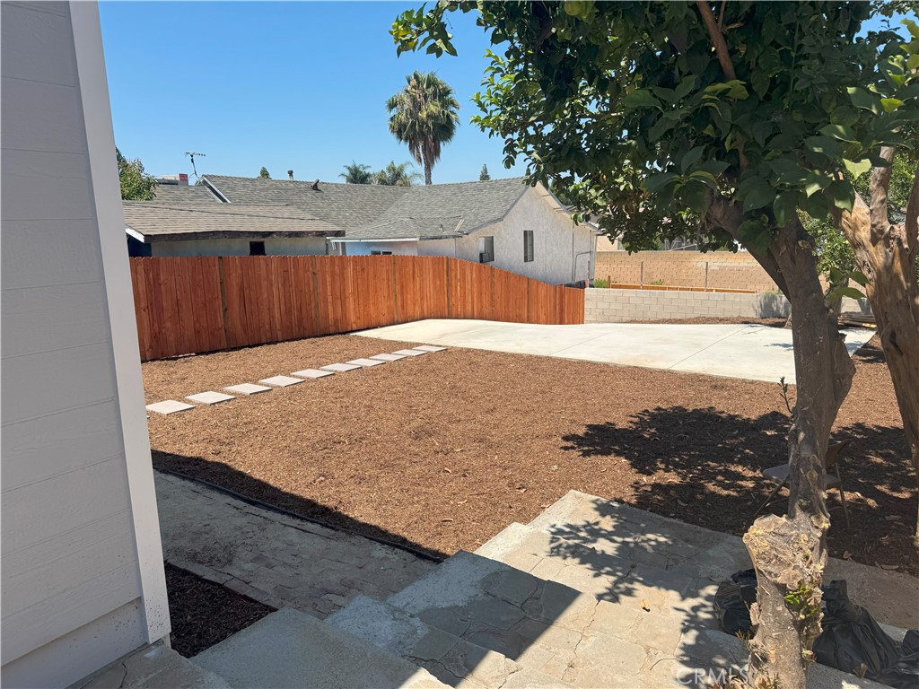 315 S Walnut Avenue Property Photo 12