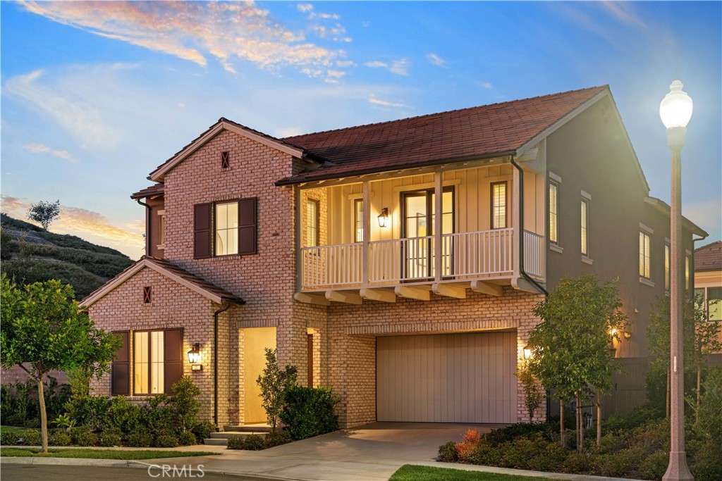 101 Lustro Property Photo 2