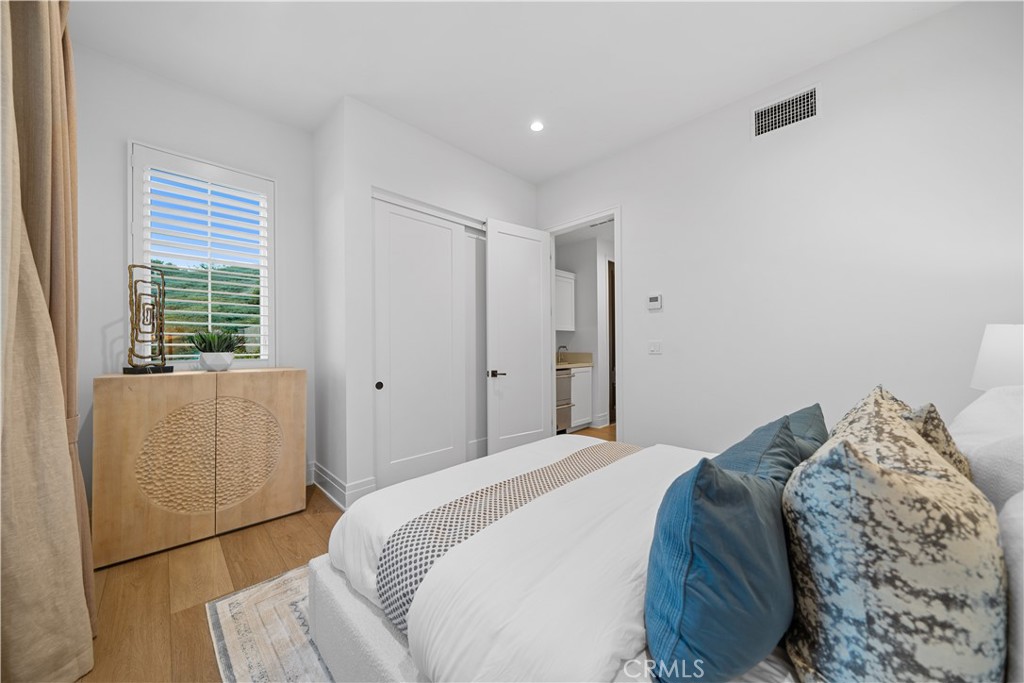 101 Lustro Property Photo 15