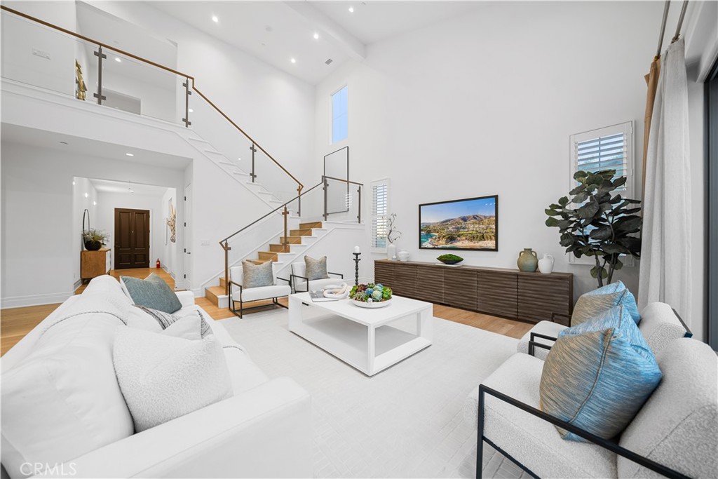 101 Lustro Property Photo 18