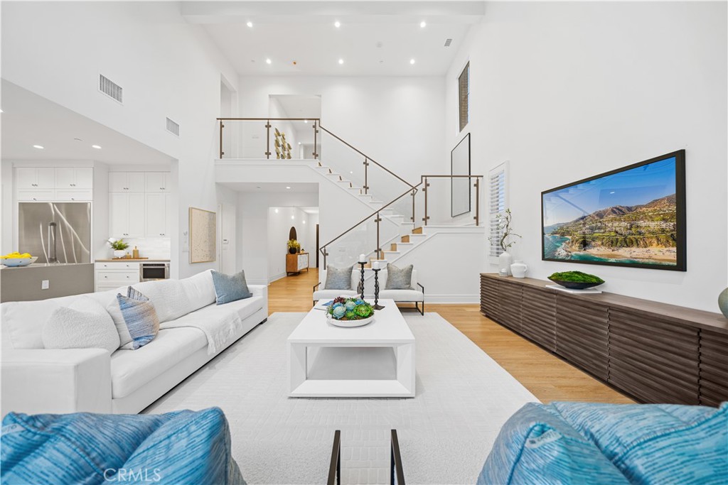 101 Lustro Property Photo 20
