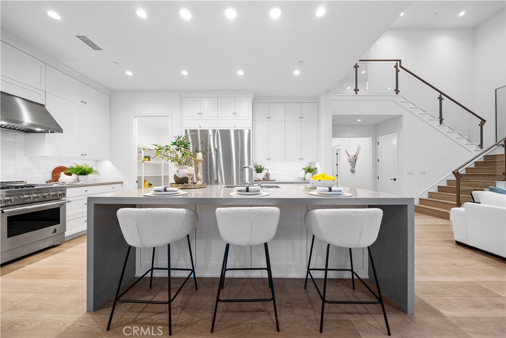 101 Lustro Property Photo 29