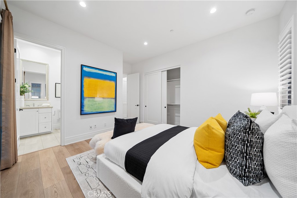 101 Lustro Property Photo 44