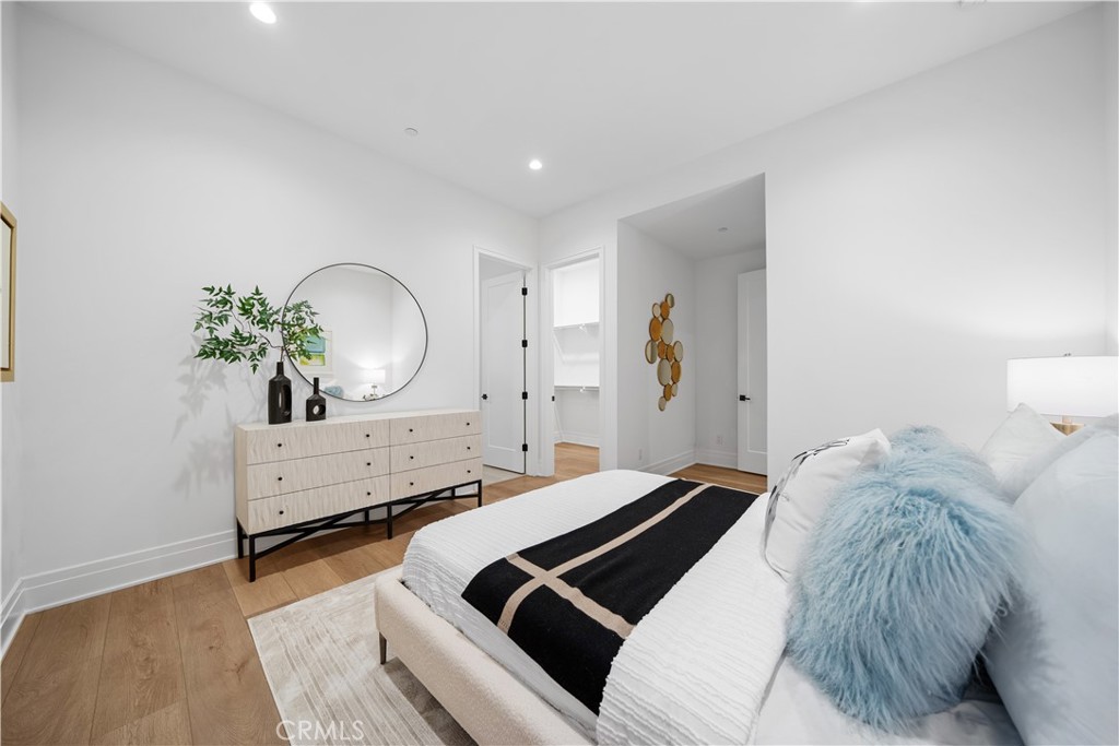 101 Lustro Property Photo 49