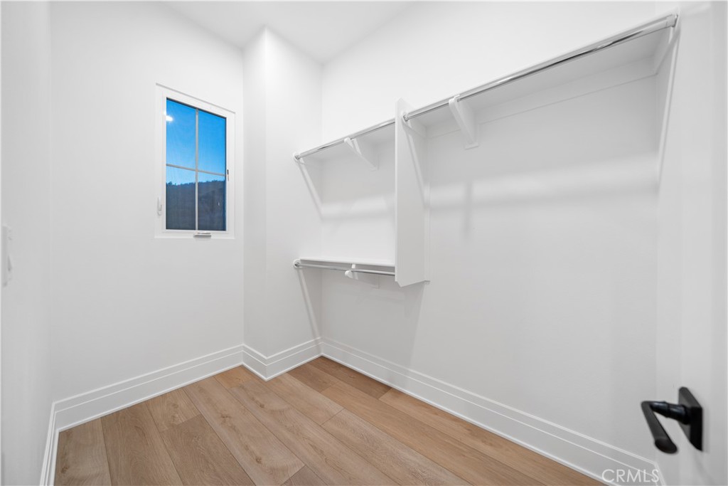101 Lustro Property Photo 50