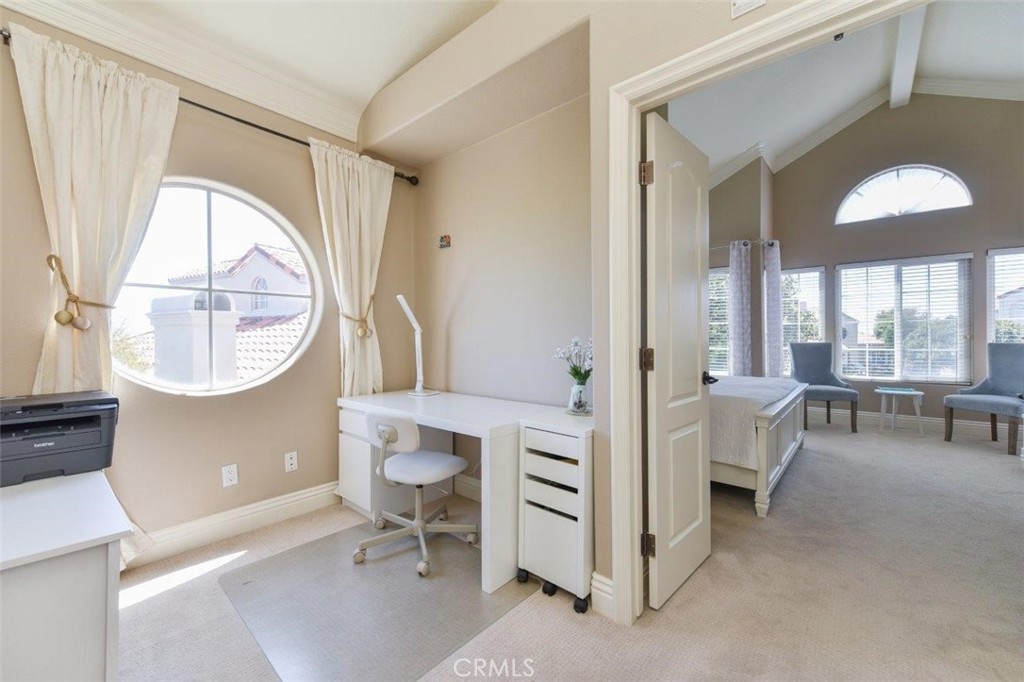 38 Toulon Property Photo 26