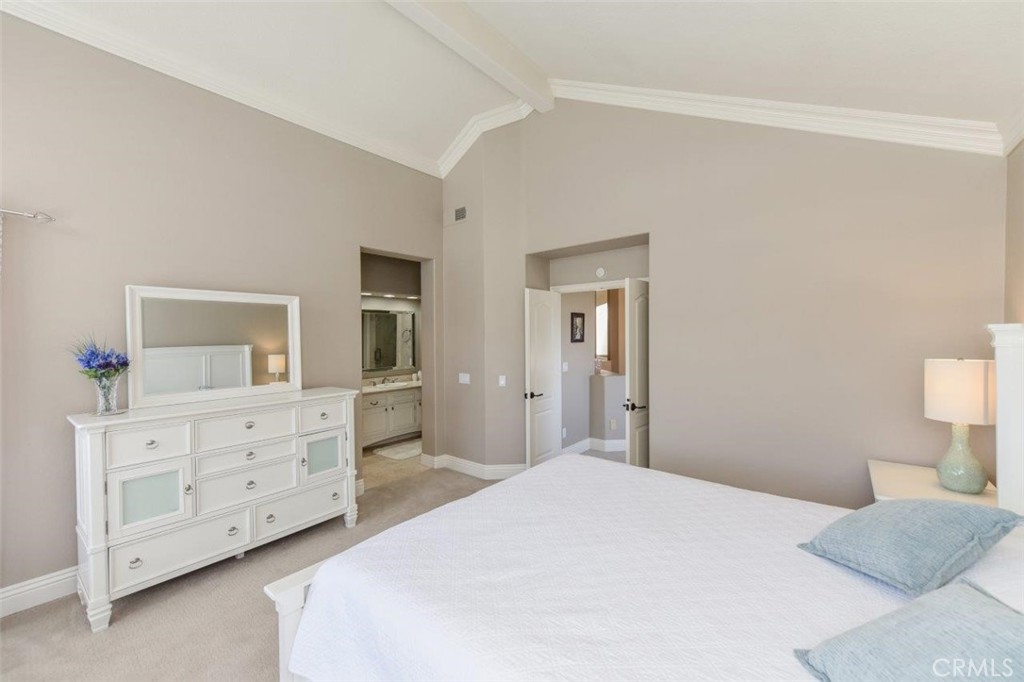 38 Toulon Property Photo 30