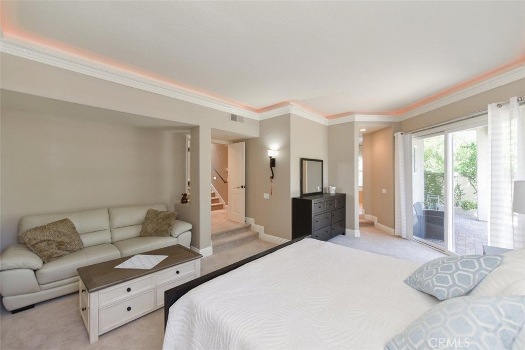 38 Toulon Property Photo 33