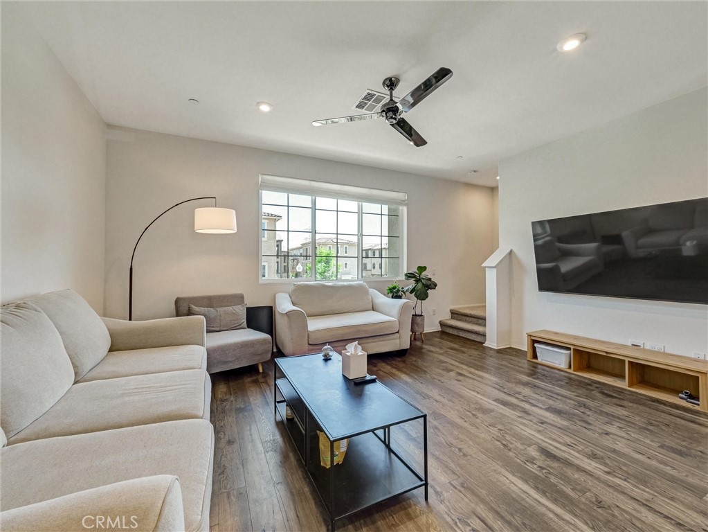 15974 Pilot Avenue Property Photo 9