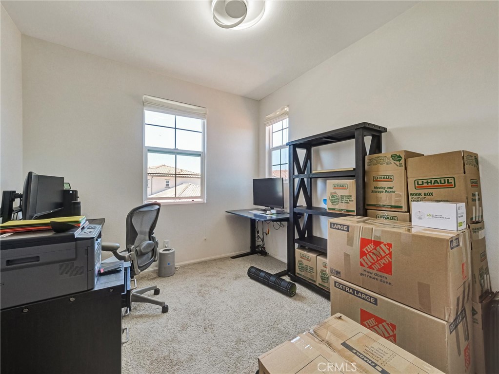 15974 Pilot Avenue Property Photo 28