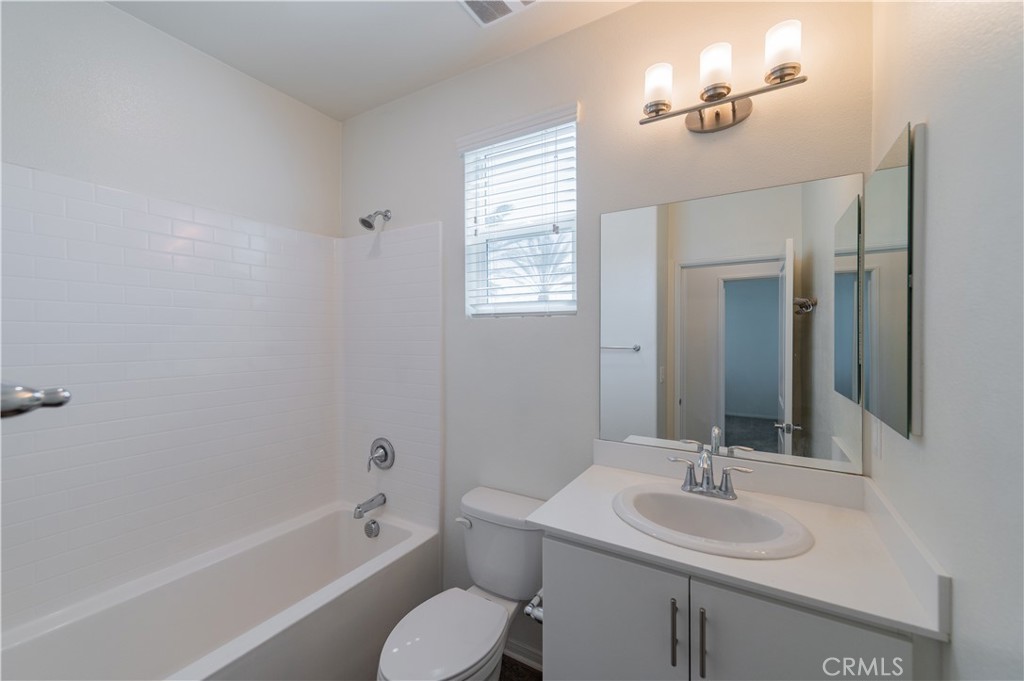 12173 Meridian Property Photo 19