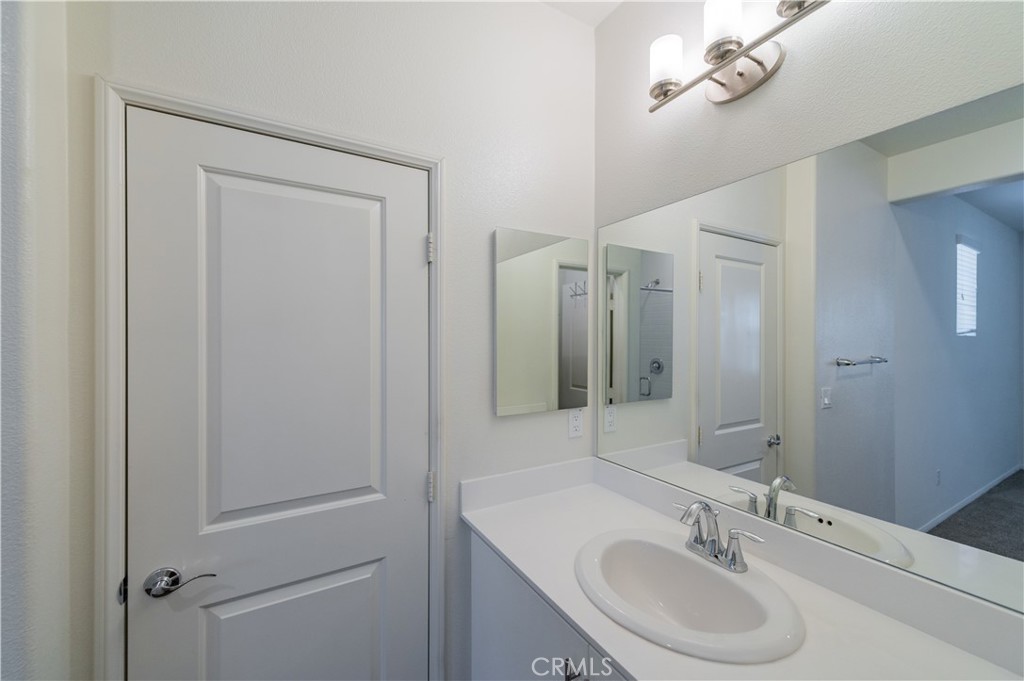 12173 Meridian Property Photo 25