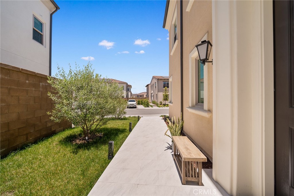 246 Canterbury Property Photo 4