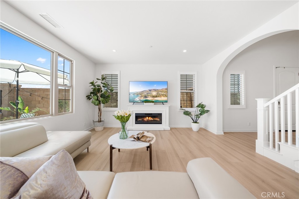 246 Canterbury Property Photo 15