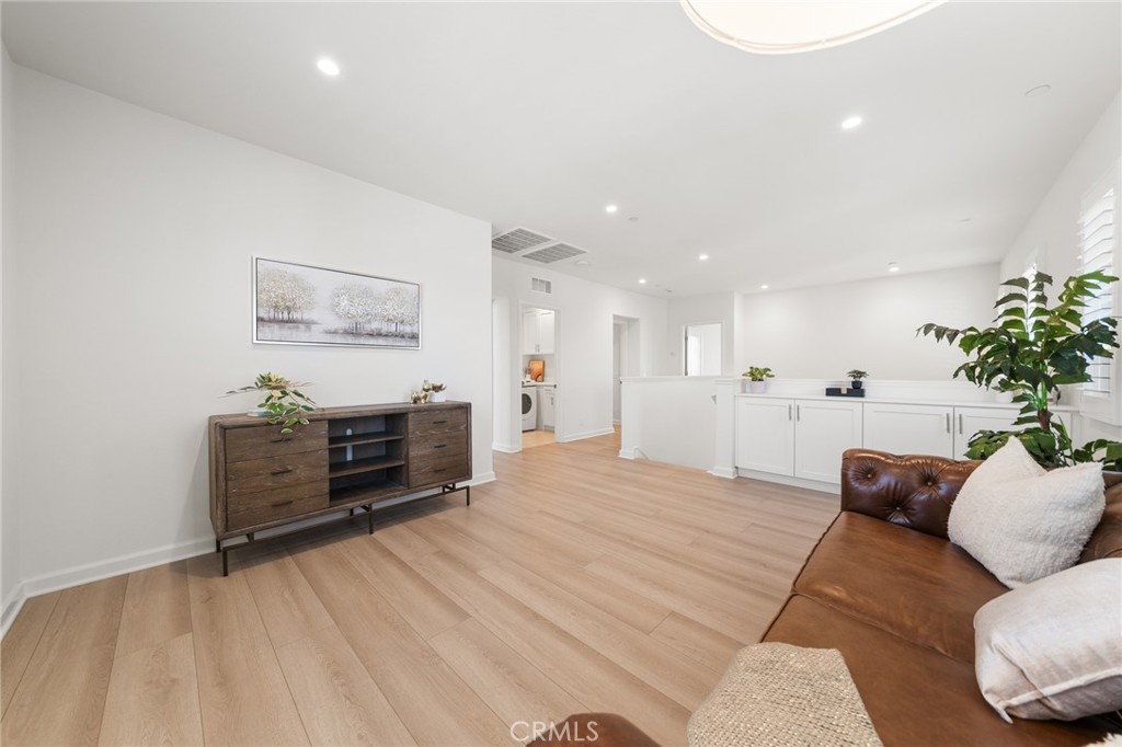 246 Canterbury Property Photo 22