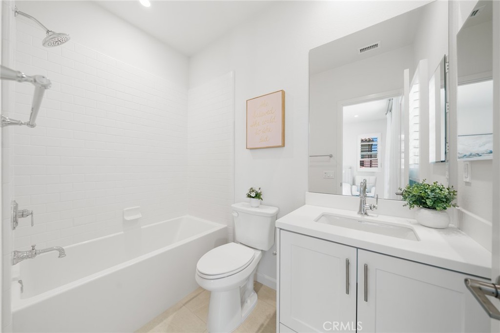 246 Canterbury Property Photo 26