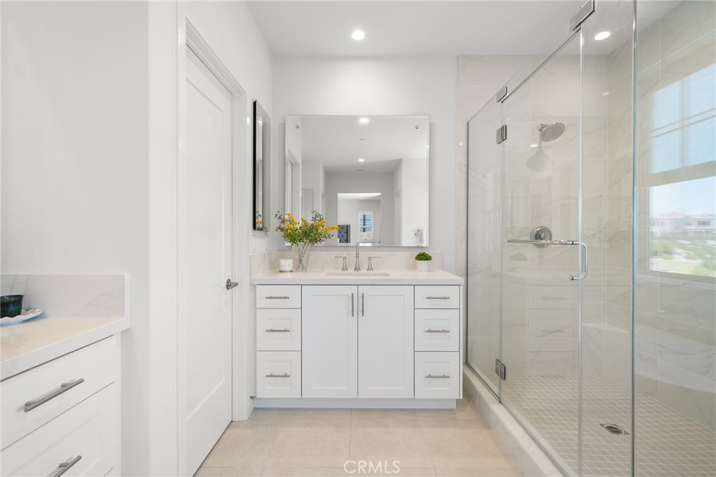 246 Canterbury Property Photo 36