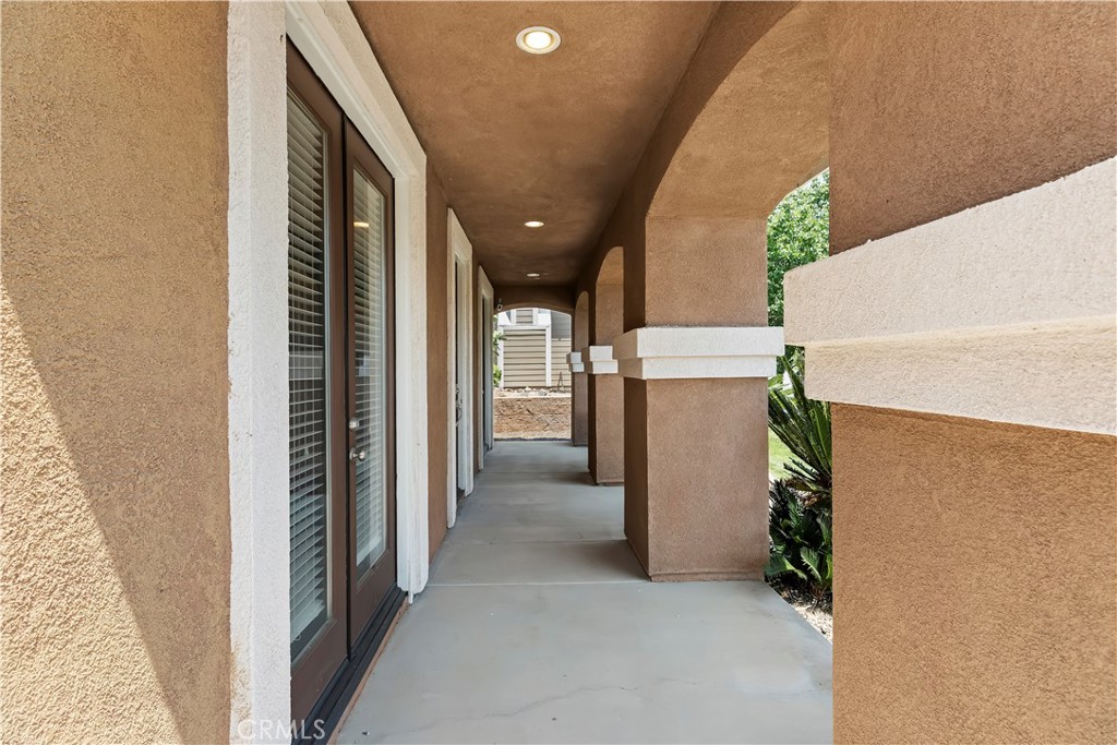 34160 Pinehurst Drive Property Photo 8