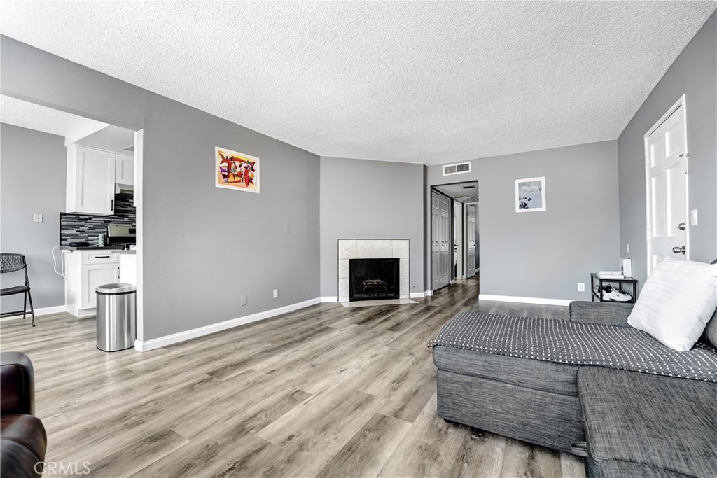 8020 Langdon Avenue 211 Property Photo 5