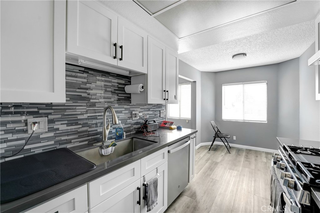 8020 Langdon Avenue 211 Property Photo 10