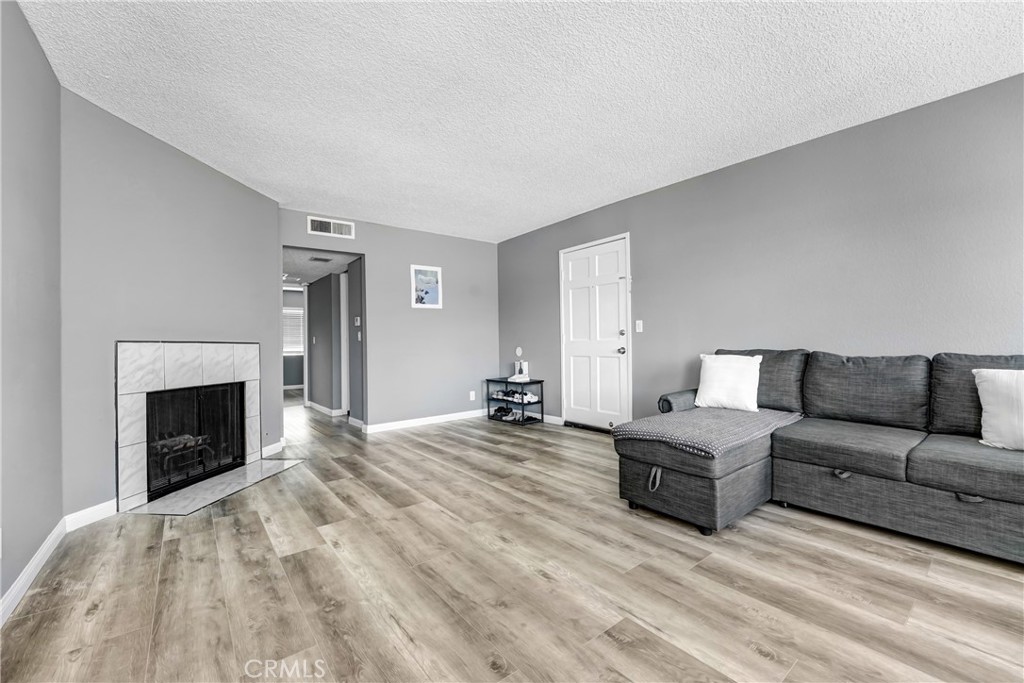 8020 Langdon Avenue 211 Property Photo 15